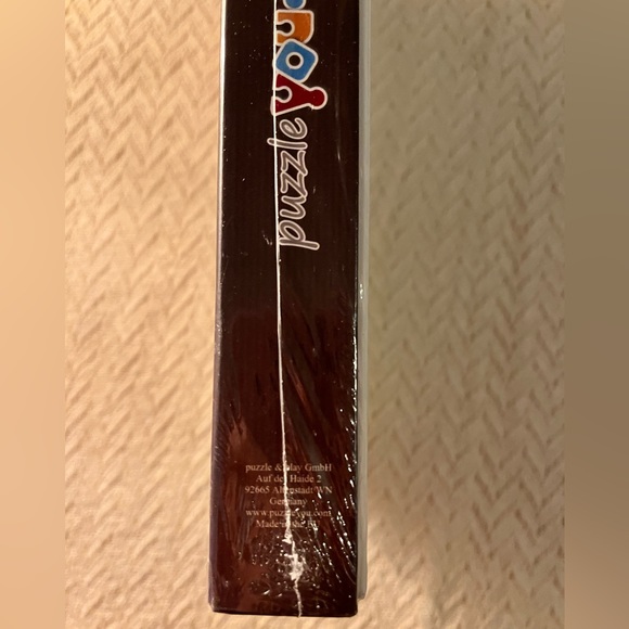 NIB Beauty with Thorns 1000pc Cactus flower puzzle - Picture 2 of 3